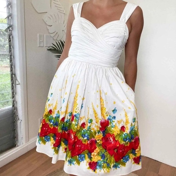 Maggy London Dresses & Skirts - NWT Maggy London dress size 14